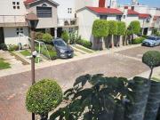 Casa en condominio en venta en San Nicolás Totolapan