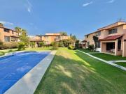 CASA EN CONDOMINIO EN ZONA DORADA