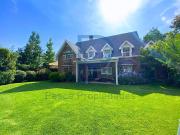 CASA EN CONDOMINIO ESTILO GEORGIANO SEGURIDAD 24/7