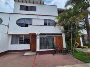 Casa en condominio excelente distribución y ubicación en...