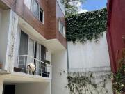 Casa en condominio horizontal con roof garden en Las Águilas