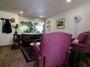 Casa en condominio iluminada y acogedora