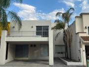 Casa en Condominio La Paloma