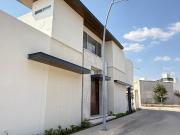 Casa en Condominio Loretta