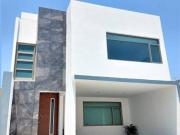 Casa en condominio San Lorenzo TepaltitlAn Centro