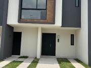 Casa en condominio San Mateo Otzacatipan