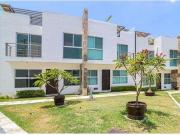 ¡Casa en Condominio Tulipanes con Seguridad y Alberca!