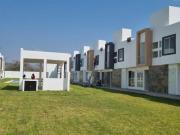 CASA EN CONDOMINIO ZONA SUR CASAS CON ALBERCA Y VIGILANCIA.!