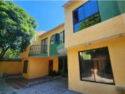 Casa en conjunto cerrado cerca al poliderportivo 005