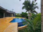 CASA EN CONJUNTO CERRADO EN MALABAR DE 910m2, CERRITOS,...