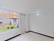 Casa en conjunto cerrado en venta en barrio El Pino, Suba