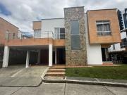 Casa en conjunto en arriendo sector Castellana