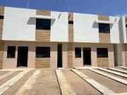 Casa en Conjunto habitacional Arenal Infonavit