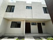 Casa en Corregidora con Amplios Espacios y Acabados Modernos