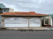 Casa en COSTA DE ORO con recámaras en planta baja