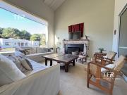 Casa en Costa Esmeralda · Alquiler en Residencial 2 con...