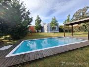 Casa en Costa Esmeralda Barrio golf II