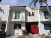 Casa en Coto Acqua, Agua Blanca, Zapopan Atrás del ITESO