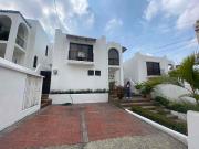 Casa en Cumbres Altas, Ceibos, en venta