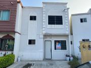 Casa en Cumbres en renta, en Privada Real Cumbres,...