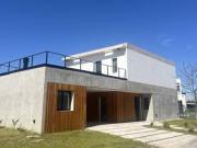 Casa en Dique Lujan