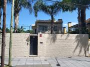 Casa en dos plantas de vías a libertador inmejorable...
