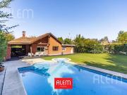 Casa en Echeverria del Lago con Piscina y excelente...