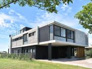 Casa en el Barrio Lagos del Golf. Nordelta