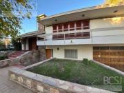 Casa en el Barrio Residencial