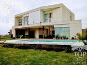 Casa en El Cantón a la laguna