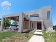 Casa en El Canton Golf