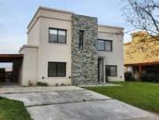 Casa en El Canton Islas