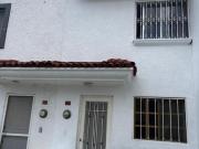 Casa en el collí en venta por Moctezuma cerca Tianguis...