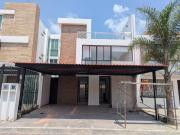 CASA EN EL ENCANTO MORILLOTLA CERCA DE UVM