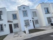 Casa en El Fracc Puerto Verona en Queretaro con Amenidades