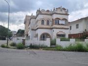 Casa en El Paraíso a remodelar Casa en El Paraíso a remodelar