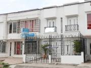 CASA EN EL RINCÓN DEL BOSQUE AMPLIOS ESPACIOS PALMIRA VALLE