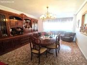 CASA EN ELDA CON GRAN GARAJE Y LOCAL Y DOS PLANTAS CON...