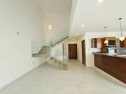 Casa en en venta cercana a Plaza del Dorado, Palacio...