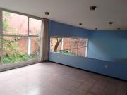 Casa en en venta junto a plaza cristal