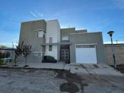 Casa en en zona centrica de cinco saltos