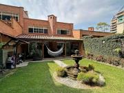 CASA EN ENVIGADO LOMA DE LAS BRUJAS JARDIN INTERNO...