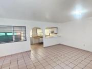 Casa en esquina col. Lomas de Cortés