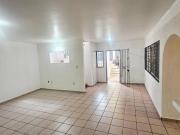 Casa en esquina col. Lomas de Cortés