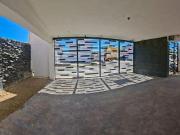 Casa en esquina con 223 m² superficie de terreno, 3...