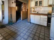 Casa en esquina de 2 dormitorios apta crédito