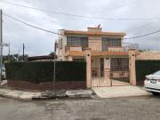Casa en Esquina de 3 Recámaras y Piscina en Jardines de...