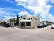 Casa en Esquina de 4 Recamaras y Alberca en FCO DE...