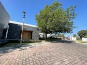 Casa en Esquina en Fracc. Los Encinos, Morillotla – San...