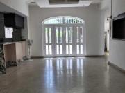 Casa en esquina en la colonia García Ginerés